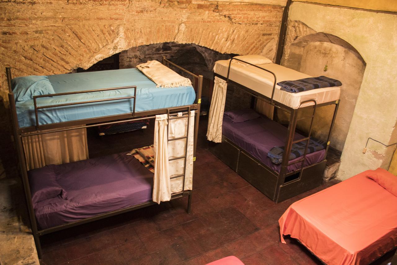 Split Hostel Antigua Exteriör bild