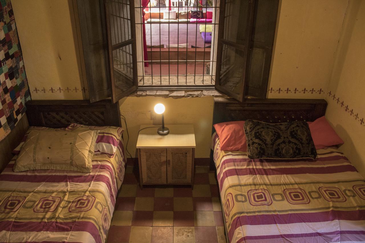 Split Hostel Antigua Exteriör bild